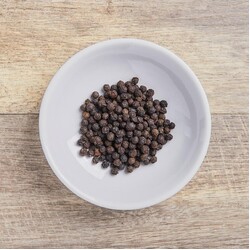 Pickle & Spice Organic Whole Black Peppercorn 1kg